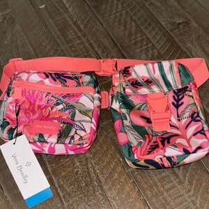 NWT, Vera Bradley Reactive Belt Bag sling in coral
Print .